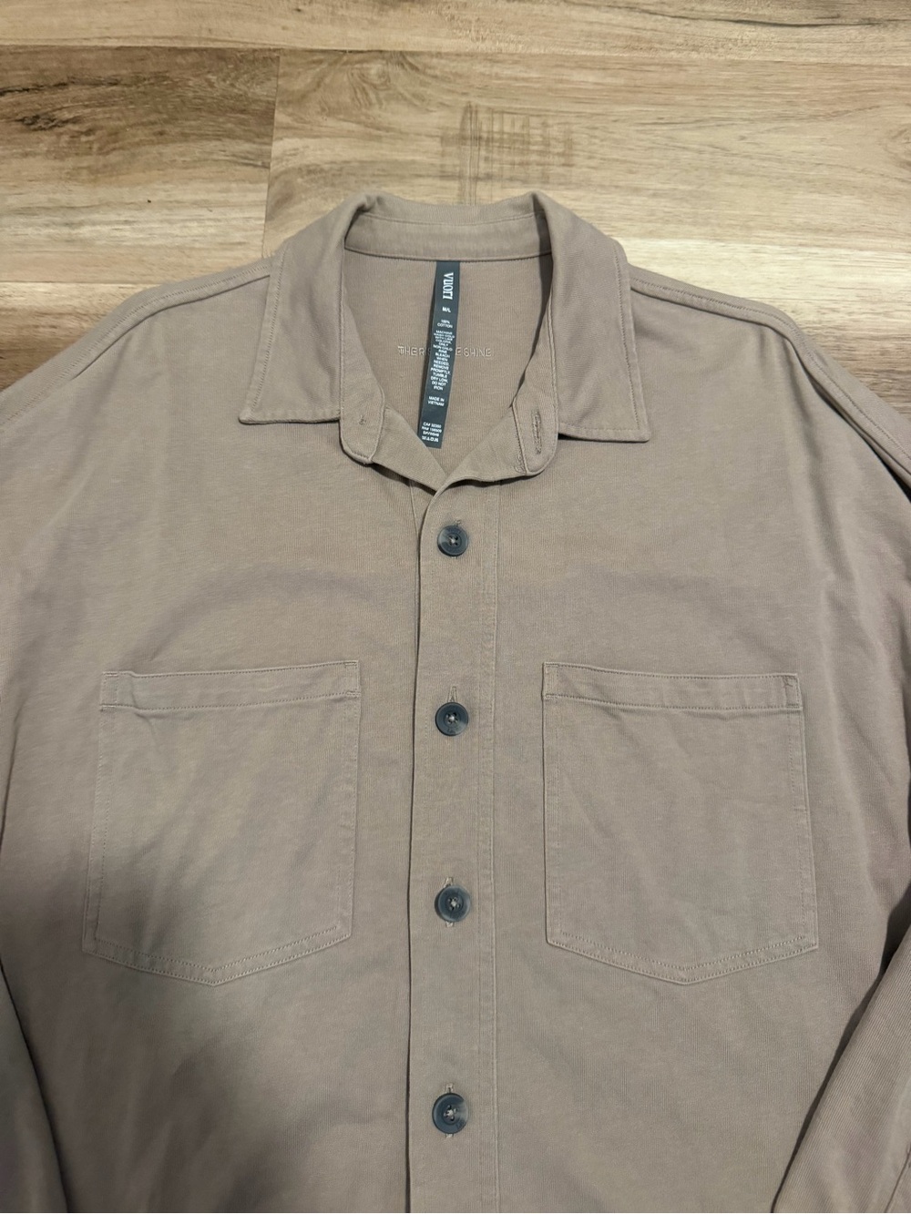 Vuori Womens Mackenzie Cropped Shirt Jacket Beige Cotton Relaxed Fit M-L-EUC - Picture 4 of 8
